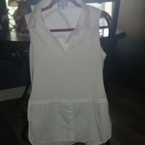 White Sleeveless V-Neck Button Detail Top